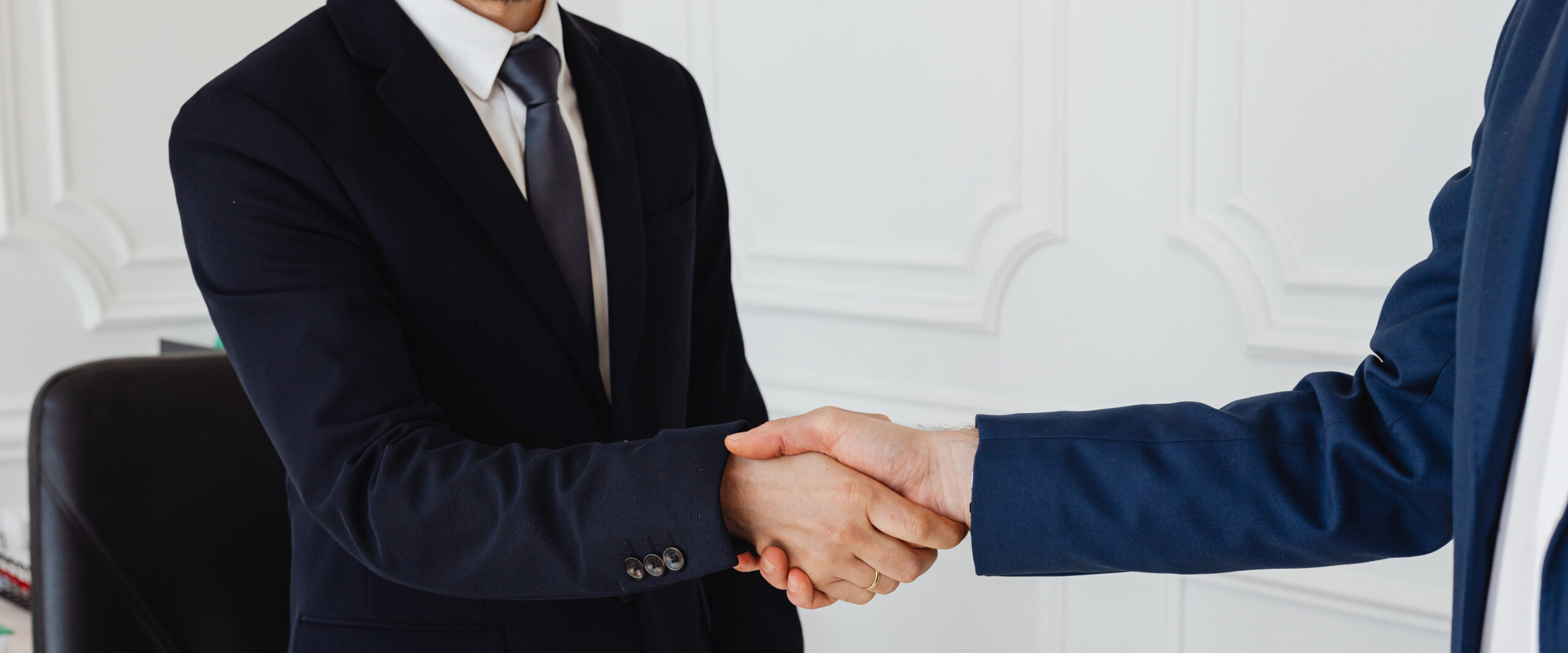 Construir una sociedad a medias con otro socio