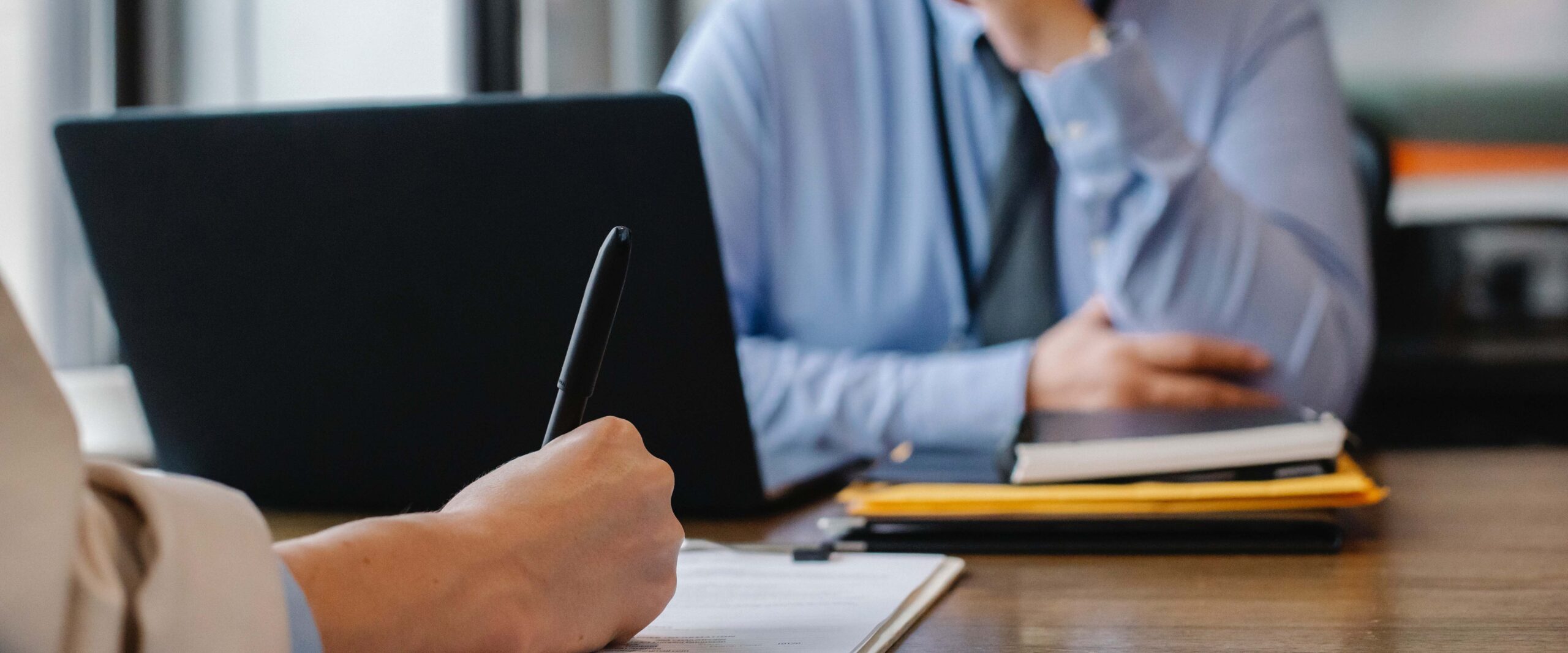 pexels-sora-shimazaki-5668858